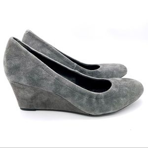Vionic Grey Suede Wedges